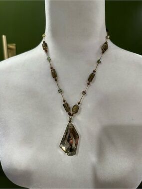 Premier Designs Smoky Crystal Pendant Necklace in Brown and Iridescent Accents